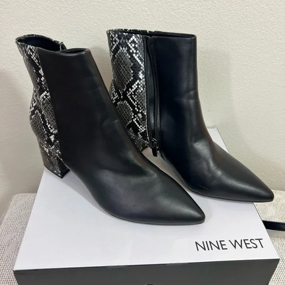 Nine West Black and Snake Print Boots with Bag - Picture 4 of 12
